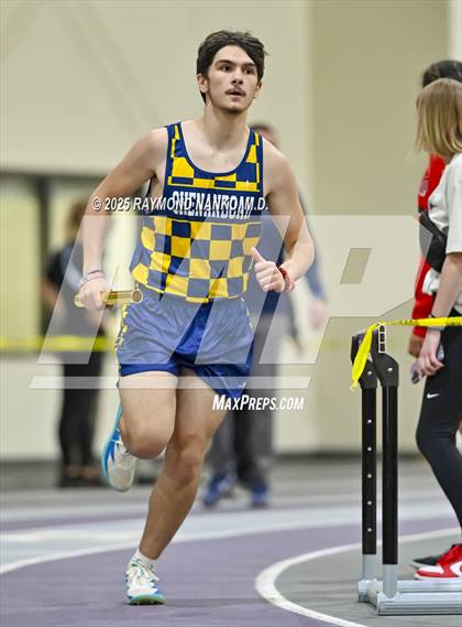 Thumbnail 3 in Taylor HSR Qualifier (4 x 800m Relay) photogallery.