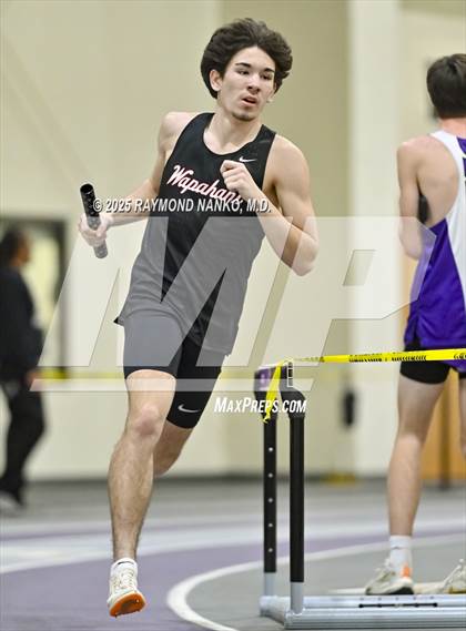 Thumbnail 1 in Taylor HSR Qualifier (4 x 800m Relay) photogallery.