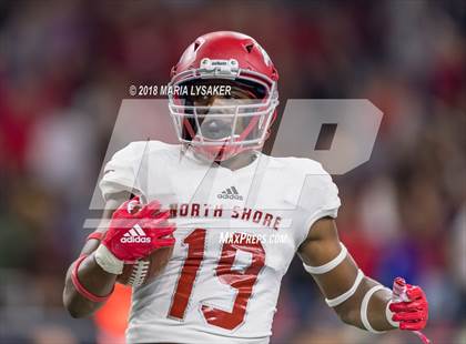 Thumbnail 1 in Katy vs North Shore Region (UIL 6A Regional Playoff) photogallery.