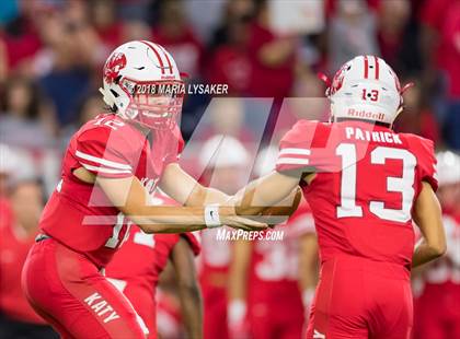 Thumbnail 3 in Katy vs North Shore Region (UIL 6A Regional Playoff) photogallery.