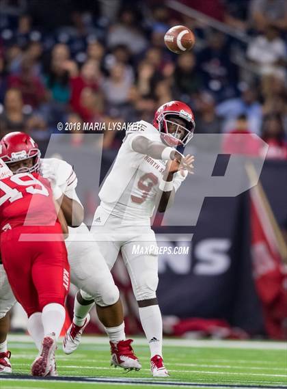 Thumbnail 2 in Katy vs North Shore Region (UIL 6A Regional Playoff) photogallery.