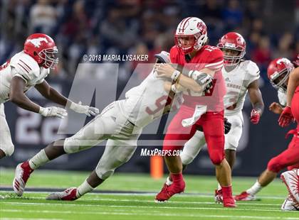 Thumbnail 2 in Katy vs North Shore Region (UIL 6A Regional Playoff) photogallery.