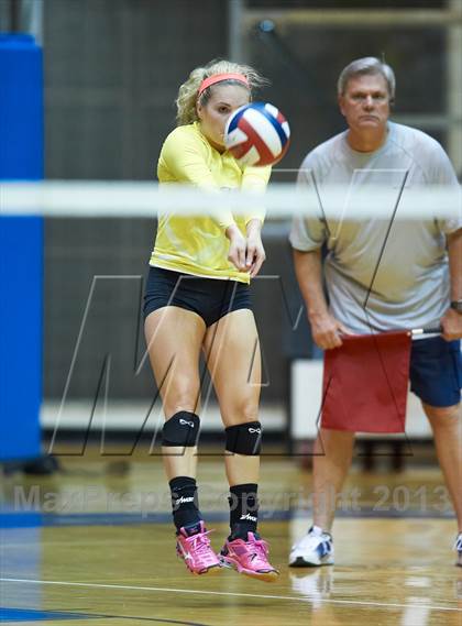 Thumbnail 2 in Chattahoochee vs. South Forsyth (Tri-Match) photogallery.