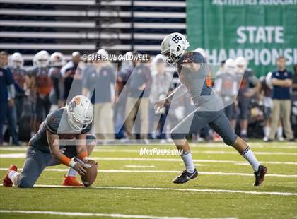 Thumbnail 3 in Eastside Catholic vs. O'Dea (WIAA 3A Final)  photogallery.