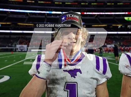 Thumbnail 3 in Benjamin @ Oglesby (UIL 1A D2 Football Final Medal Ceremony) photogallery.
