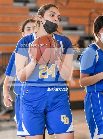 Thumbnail 3 in Charter Oak @ Diamond Ranch photogallery.