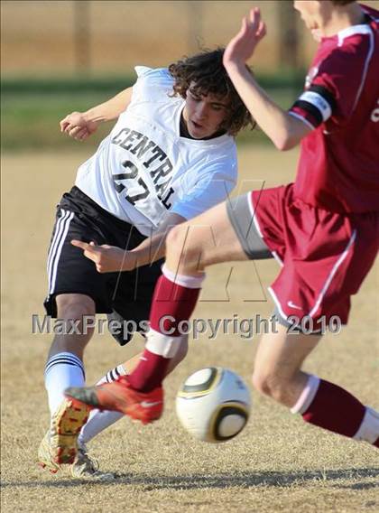 Thumbnail 1 in Knoxville Central vs Oak Ridge photogallery.