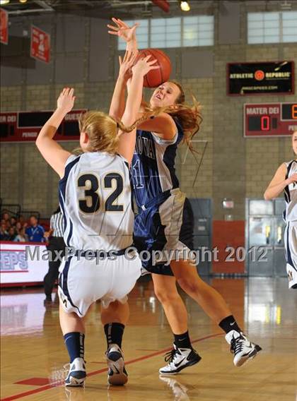 Thumbnail 1 in Villanova Prep vs. Mission Prep (CIF SS D5AA Final) photogallery.