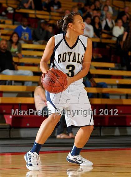 Thumbnail 2 in Villanova Prep vs. Mission Prep (CIF SS D5AA Final) photogallery.