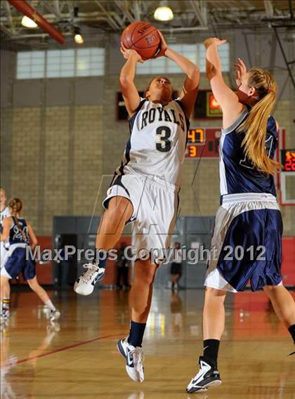 Thumbnail 3 in Villanova Prep vs. Mission Prep (CIF SS D5AA Final) photogallery.