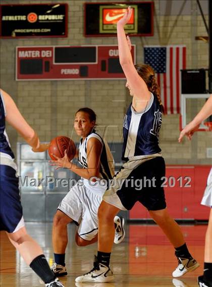 Thumbnail 2 in Villanova Prep vs. Mission Prep (CIF SS D5AA Final) photogallery.