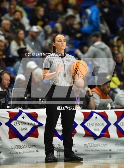 Thumbnail 3 in North Little Rock vs. Northside (AAA 6A State Final) photogallery.