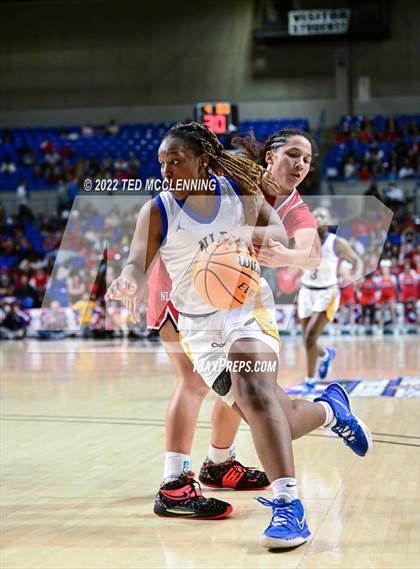 Thumbnail 2 in North Little Rock vs. Northside (AAA 6A State Final) photogallery.