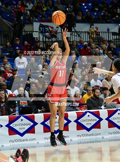 Thumbnail 2 in North Little Rock vs. Northside (AAA 6A State Final) photogallery.