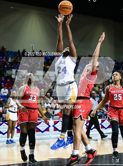 Thumbnail 1 in North Little Rock vs. Northside (AAA 6A State Final) photogallery.