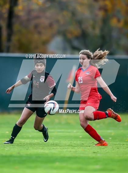 Thumbnail 1 in Chavez vs. Buchanan photogallery.