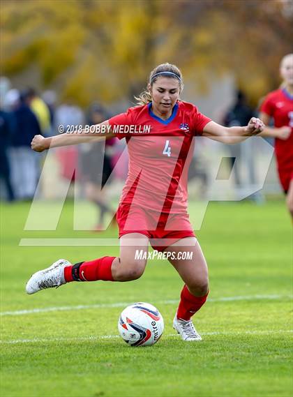 Thumbnail 3 in Chavez vs. Buchanan photogallery.