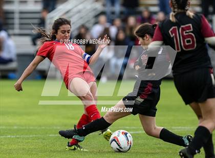 Thumbnail 1 in Chavez vs. Buchanan photogallery.