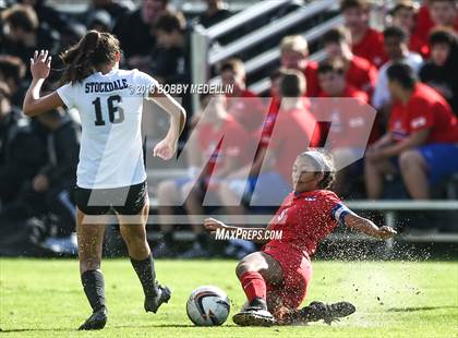 Thumbnail 1 in Chavez vs. Buchanan photogallery.
