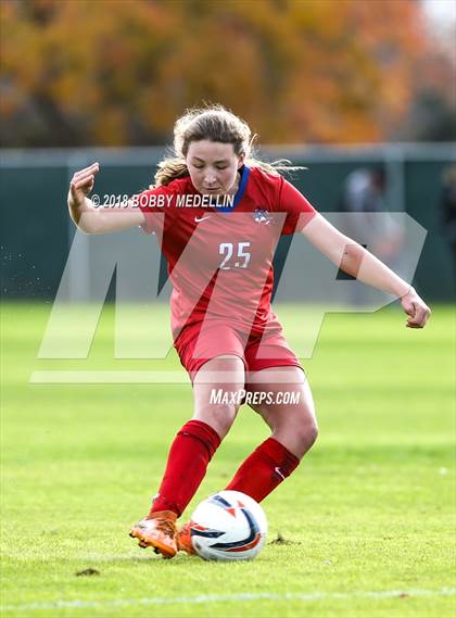 Thumbnail 1 in Chavez vs. Buchanan photogallery.