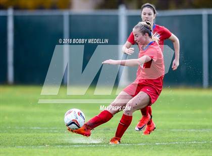 Thumbnail 1 in Chavez vs. Buchanan photogallery.