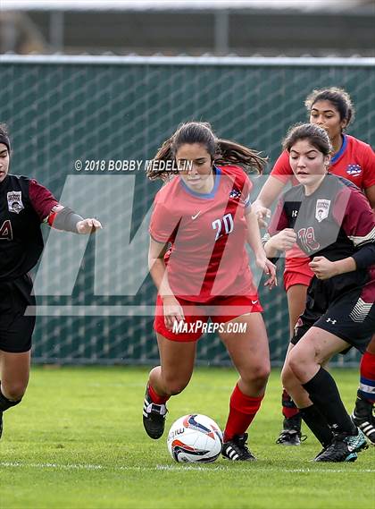 Thumbnail 1 in Chavez vs. Buchanan photogallery.