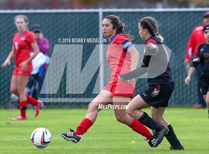 Thumbnail 2 in Chavez vs. Buchanan photogallery.