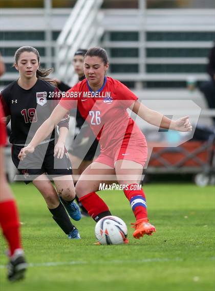 Thumbnail 1 in Chavez vs. Buchanan photogallery.