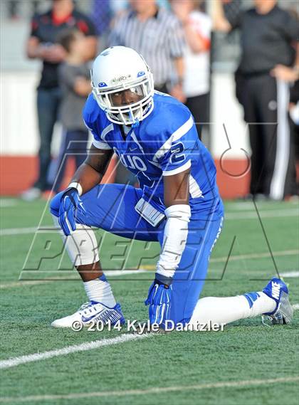 Thumbnail 1 in Tyler vs. Aledo (UIL 5A Division 1 Semifinal) photogallery.