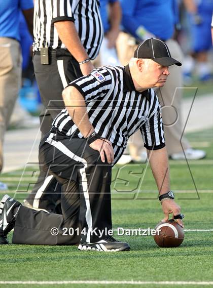 Thumbnail 3 in Tyler vs. Aledo (UIL 5A Division 1 Semifinal) photogallery.