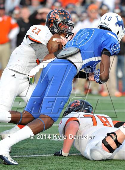 Thumbnail 1 in Tyler vs. Aledo (UIL 5A Division 1 Semifinal) photogallery.