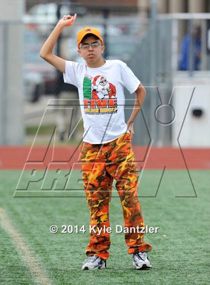 Thumbnail 2 in Tyler vs. Aledo (UIL 5A Division 1 Semifinal) photogallery.