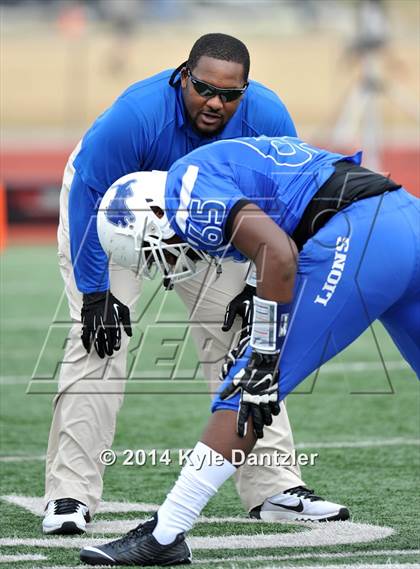 Thumbnail 1 in Tyler vs. Aledo (UIL 5A Division 1 Semifinal) photogallery.
