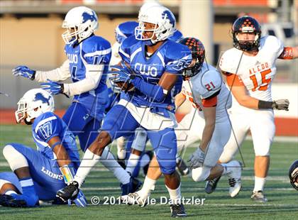 Thumbnail 2 in Tyler vs. Aledo (UIL 5A Division 1 Semifinal) photogallery.