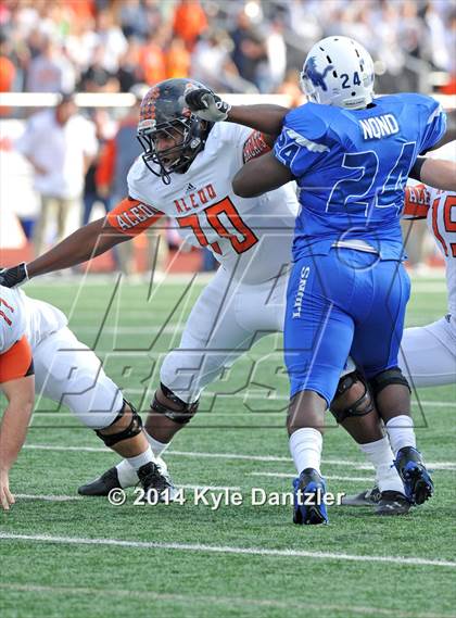 Thumbnail 3 in Tyler vs. Aledo (UIL 5A Division 1 Semifinal) photogallery.