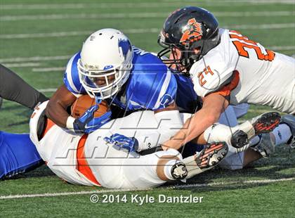 Thumbnail 3 in Tyler vs. Aledo (UIL 5A Division 1 Semifinal) photogallery.