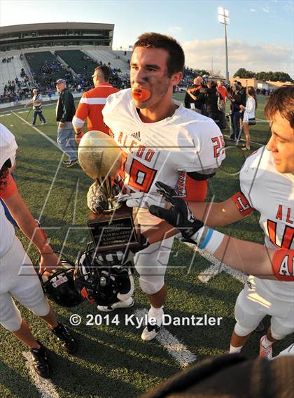 Thumbnail 2 in Tyler vs. Aledo (UIL 5A Division 1 Semifinal) photogallery.