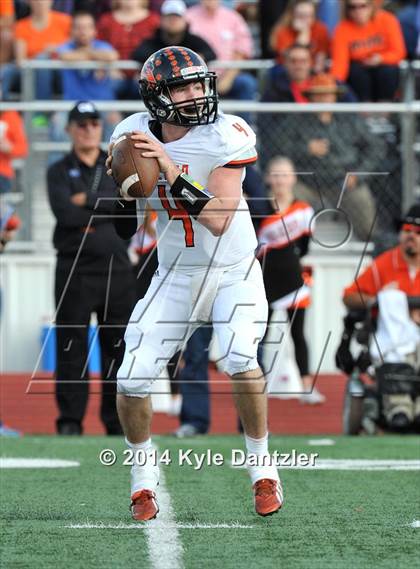 Thumbnail 2 in Tyler vs. Aledo (UIL 5A Division 1 Semifinal) photogallery.