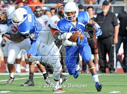 Thumbnail 3 in Tyler vs. Aledo (UIL 5A Division 1 Semifinal) photogallery.