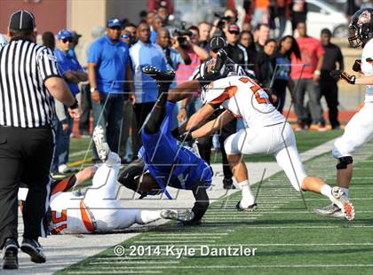 Thumbnail 3 in Tyler vs. Aledo (UIL 5A Division 1 Semifinal) photogallery.
