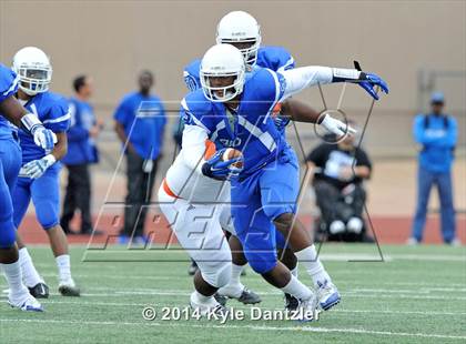 Thumbnail 2 in Tyler vs. Aledo (UIL 5A Division 1 Semifinal) photogallery.