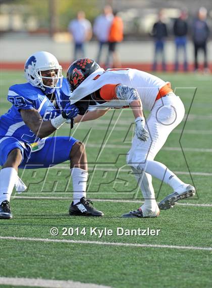 Thumbnail 2 in Tyler vs. Aledo (UIL 5A Division 1 Semifinal) photogallery.