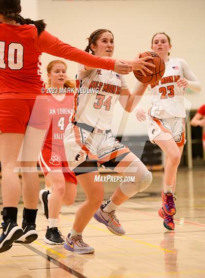Thumbnail 2 in San Lorenzo Valley @ Half Moon Bay (CIF-CCS D4 Quarterfinal) photogallery.