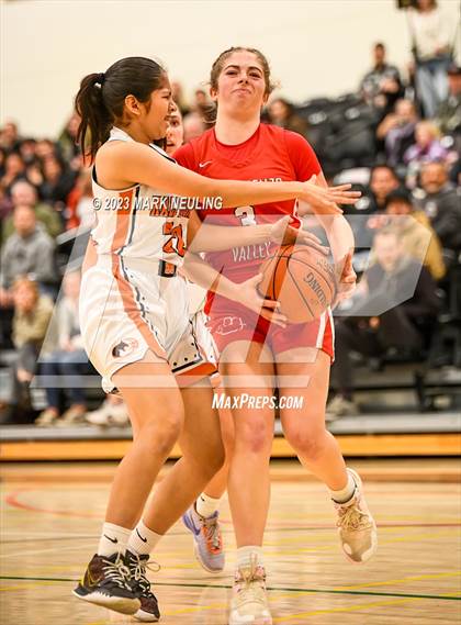 Thumbnail 2 in San Lorenzo Valley @ Half Moon Bay (CIF-CCS D4 Quarterfinal) photogallery.