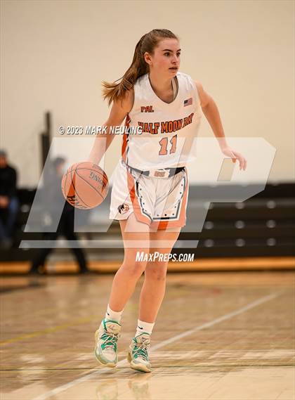 Thumbnail 1 in San Lorenzo Valley @ Half Moon Bay (CIF-CCS D4 Quarterfinal) photogallery.