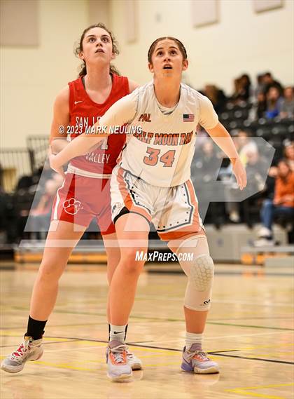 Thumbnail 2 in San Lorenzo Valley @ Half Moon Bay (CIF-CCS D4 Quarterfinal) photogallery.