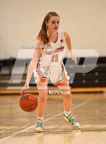 Thumbnail 2 in San Lorenzo Valley @ Half Moon Bay (CIF-CCS D4 Quarterfinal) photogallery.