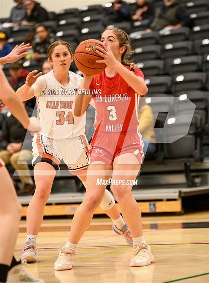 Thumbnail 3 in San Lorenzo Valley @ Half Moon Bay (CIF-CCS D4 Quarterfinal) photogallery.