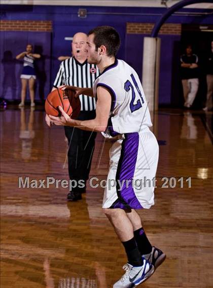 Thumbnail 3 in Jefferson County vs. Sevier County photogallery.