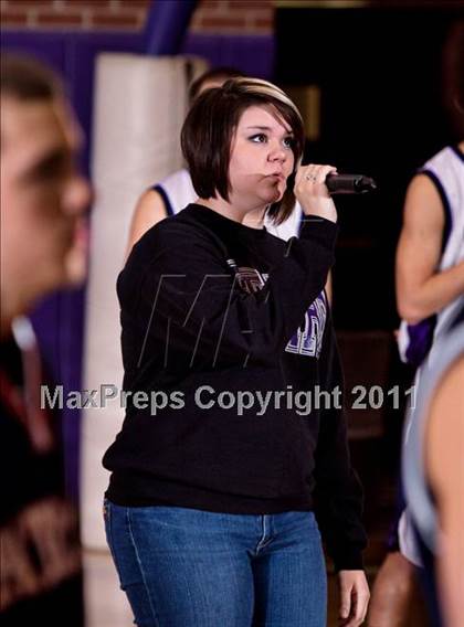 Thumbnail 1 in Jefferson County vs. Sevier County photogallery.